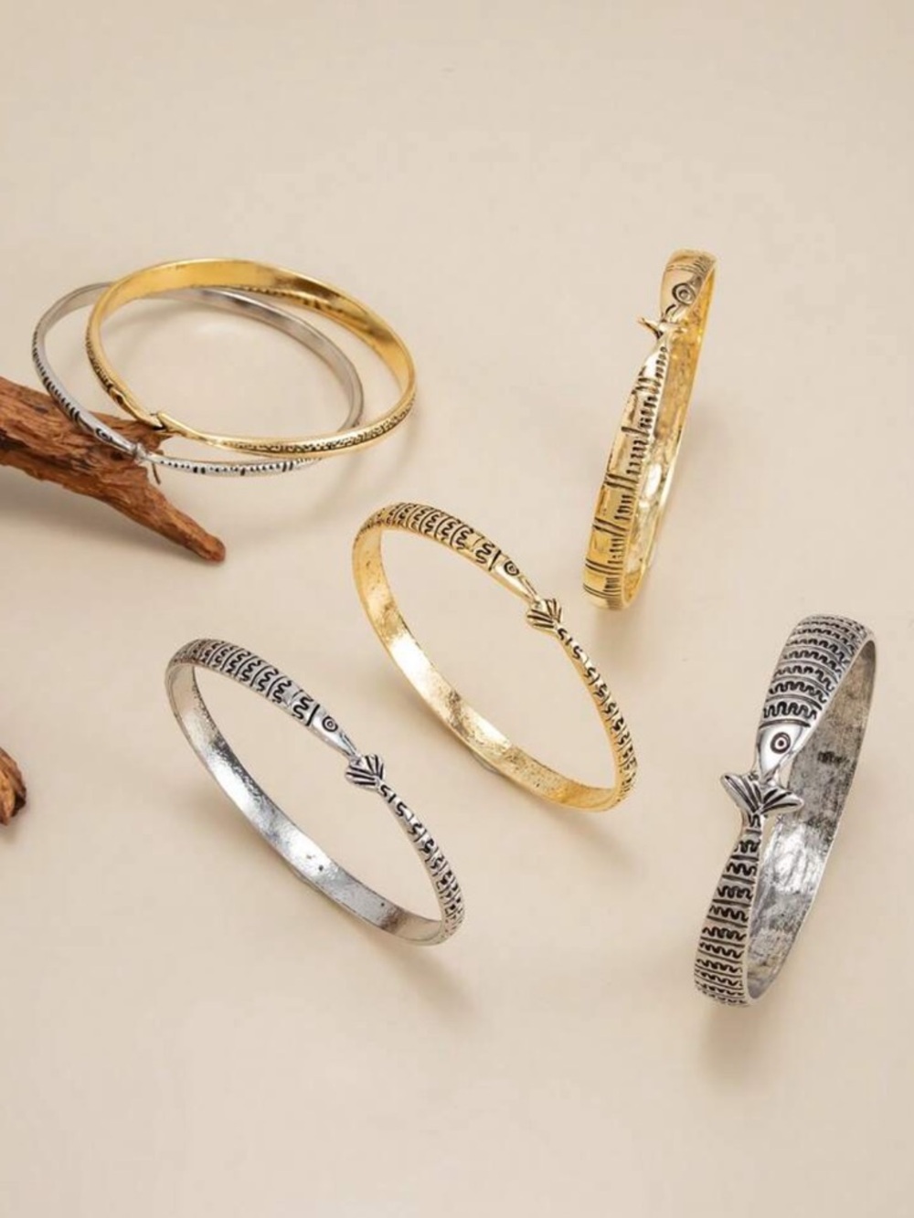 Fish Motif Bangle Set N2132 - Picture 4 of 9